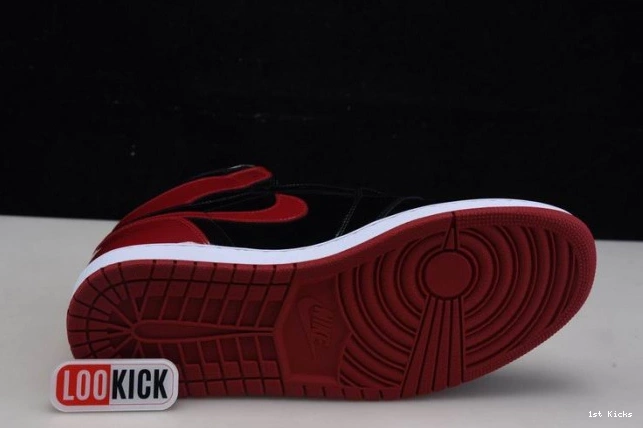 1st Kicks OG Jordan Patent 555088-063 1 Bred High Air 0702